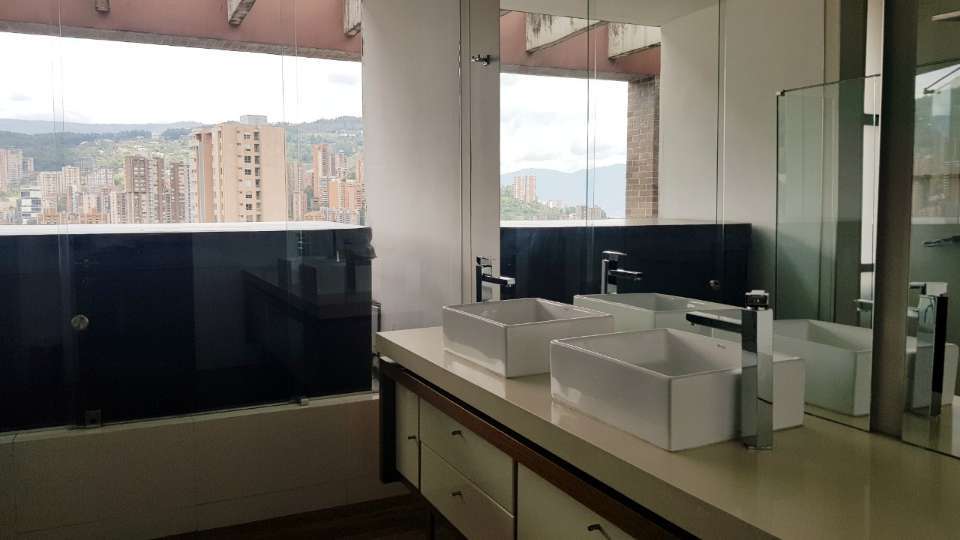 Venta Apartamento Loma de los Parra